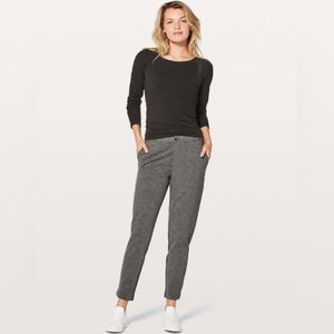 Lululemon ~ City Trek Trouser II *28"Heathered Black. Size 4. NEW.😍